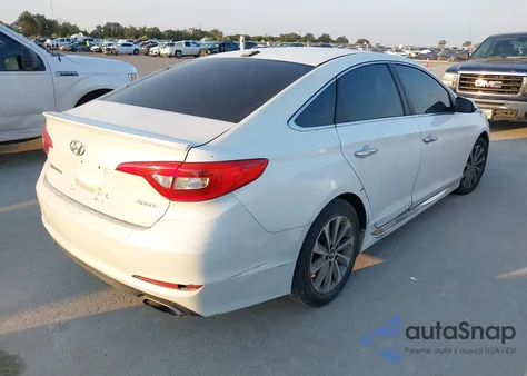 2015 Hyundai Sonata Sport z USA, uszkodzony, nr VIN 5NPE34AF1FH042454
